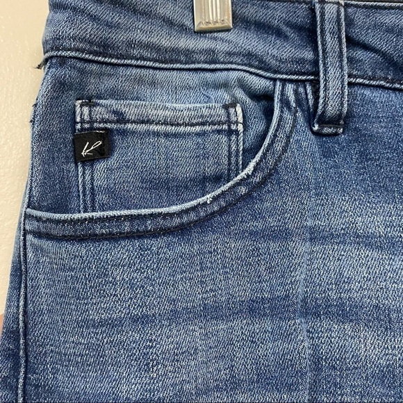 Kancan Jean Women’s Size 15/31 Medium Wash At Last Distressed Button Fly Jeans - Picture 5 of 13